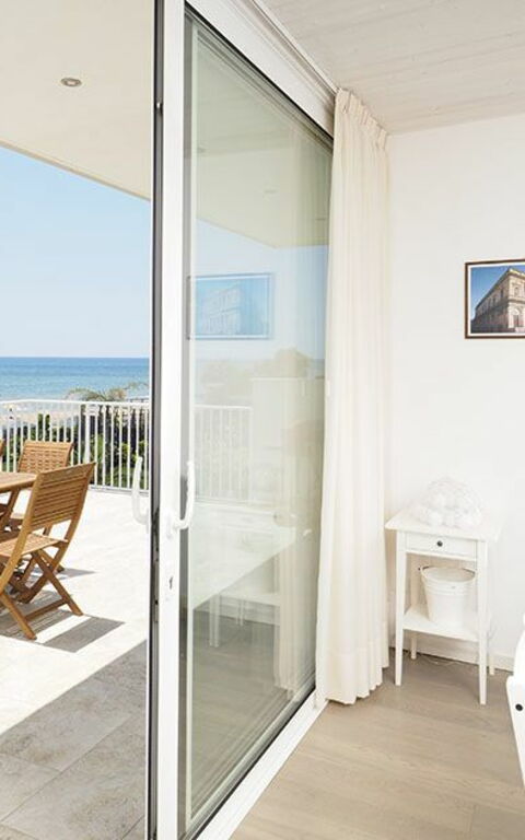 Villa Ariel: Salle à manger, Salon