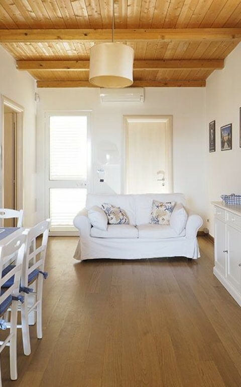 Villa Ariel: Salle à manger, Salon