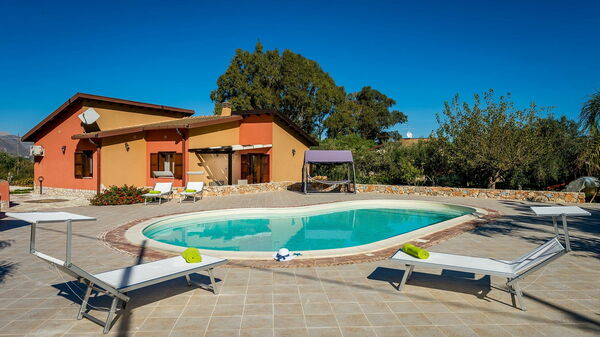 Villa del Golfo: bassin