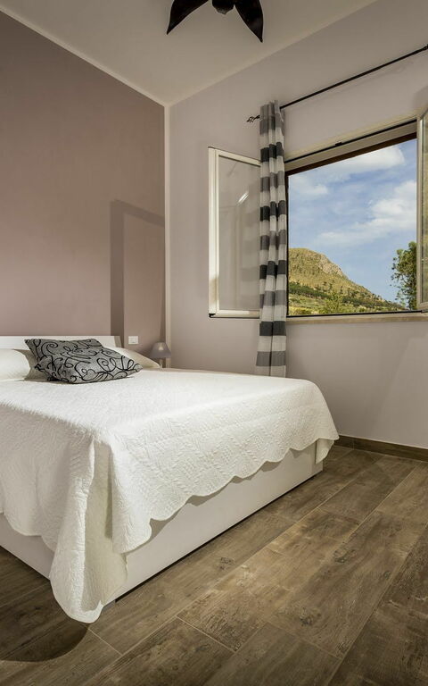 Villa Mare e Monti: chambre à coucher