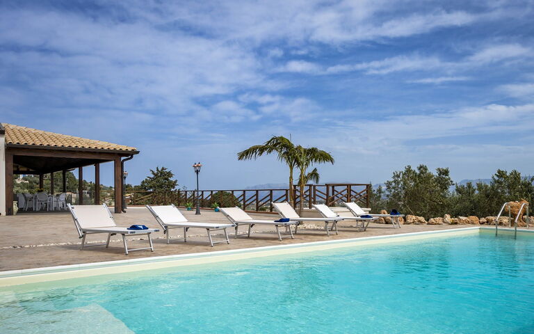 Villa Mare e Monti: bassin