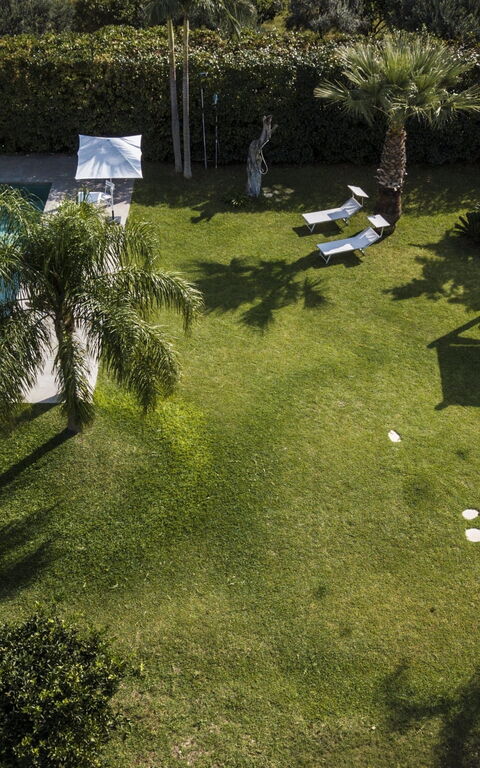 Villa Denari: Extérieur, Jardin