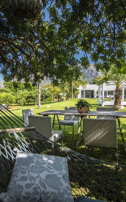 Villa Denari: Extérieur, Jardin