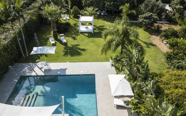 Villa Denari: bassin, Extérieur, Vues