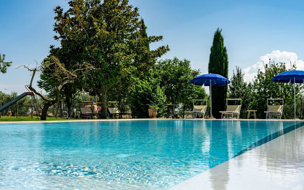 Casale Miro: bassin, Extérieur, Extérieurs