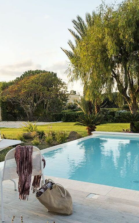 Villa Salinella: bassin, Jardin