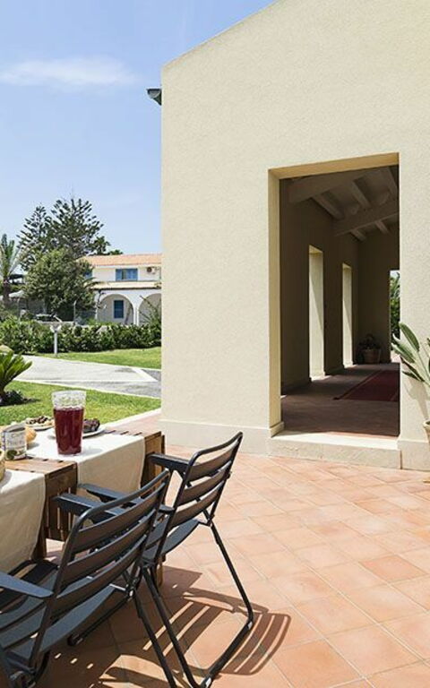 Villa Ala: Balcon / Terrasse / Patio, Extérieur