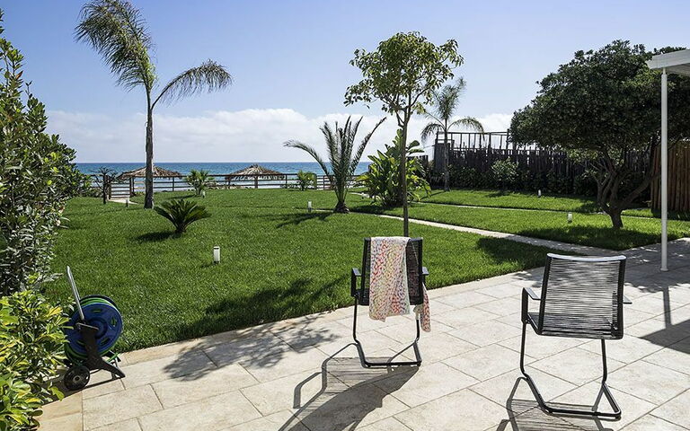 Logement Sirena: Extérieur, Jardin, Vues