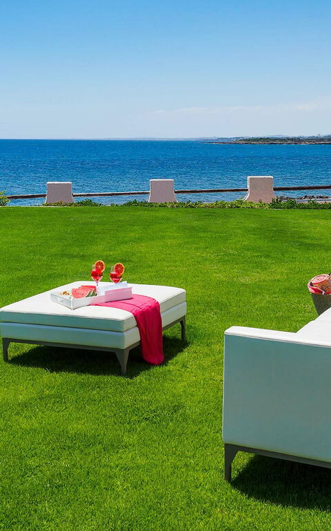 Blu Moon: Extérieur, Jardin, Vues