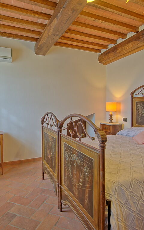 Villa Farneta: chambre à coucher