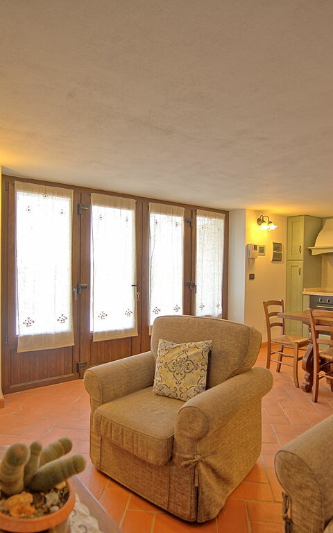 Villa Farneta: Cuisine, Salle à manger, Salon