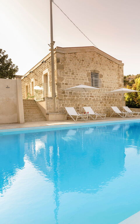 Villa Luna: bassin, Extérieur, Extérieurs