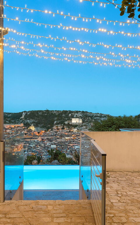 Villa Luna: bassin, Extérieur, Extérieurs