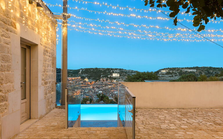 Villa Luna: bassin, Extérieur, Extérieurs