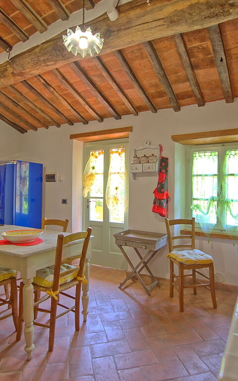 Casale San Martino: Cuisine, Salle à manger, Salon