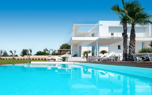 Villa Blumarine: bassin, Extérieur, Extérieurs