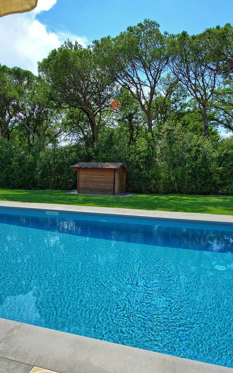 Villa Cangeli: bassin, Extérieur, Jardin