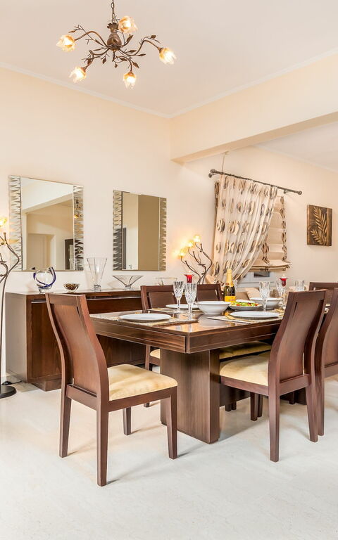 Villa Giador: Salle à manger, Salon