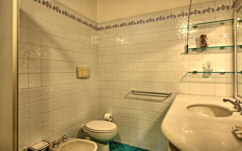 Logement Loggiato: Salle de bain