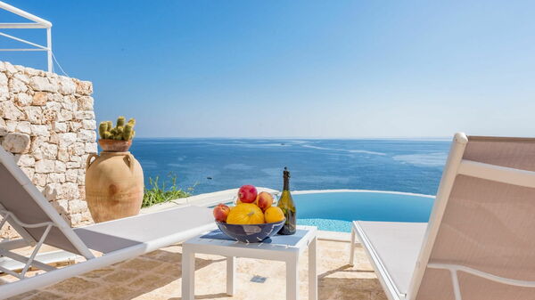 Villa Infinity: Balcon / Terrasse / Patio, bassin, Extérieur