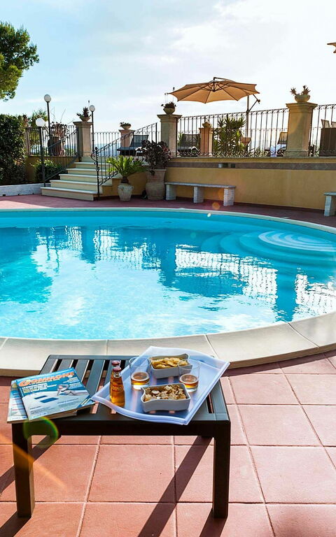 Villa Carolina: bassin