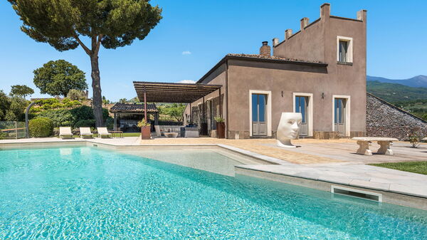Villa Torre Etnea: bassin, Extérieur, Extérieurs