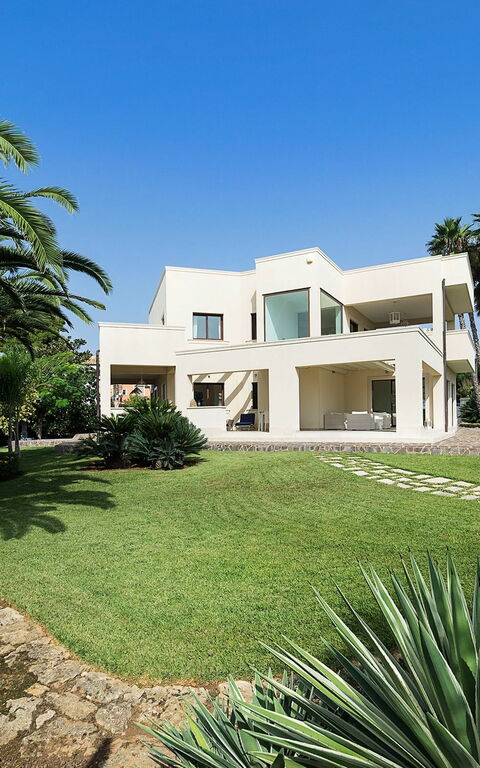 Villa La Plage: Extérieur, Jardin, Vues