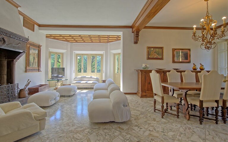 Villa Cuculo: Salon