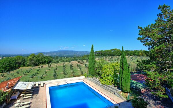 Villa Cuculo: bassin, Jardin