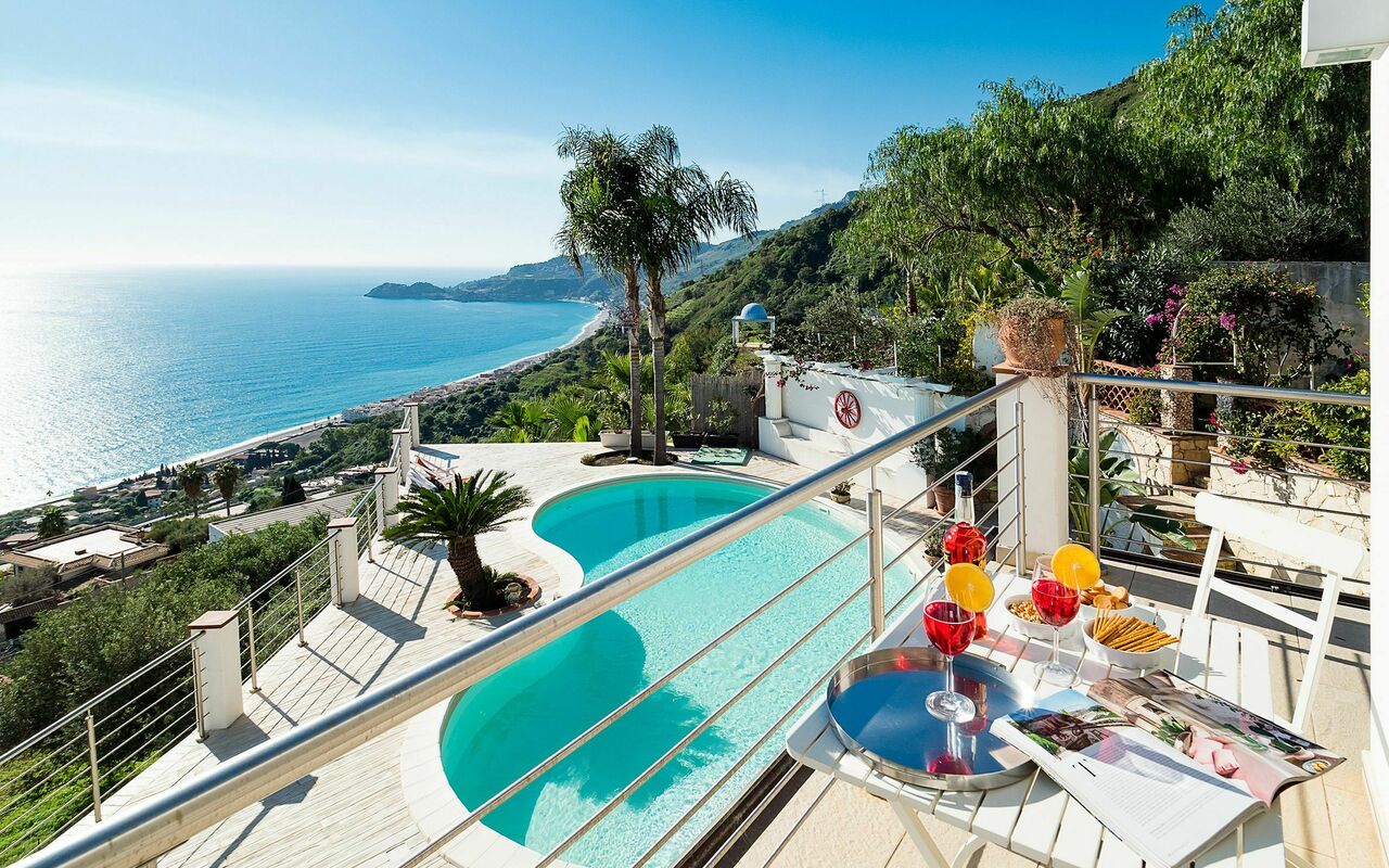 Villa Luce: Extérieur