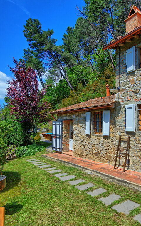Casale Di Cozzile: Extérieurs, Jardin