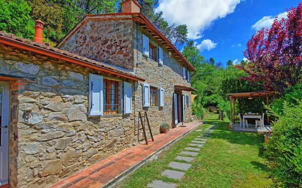 Casale di Cozzile: Extérieurs, Jardin