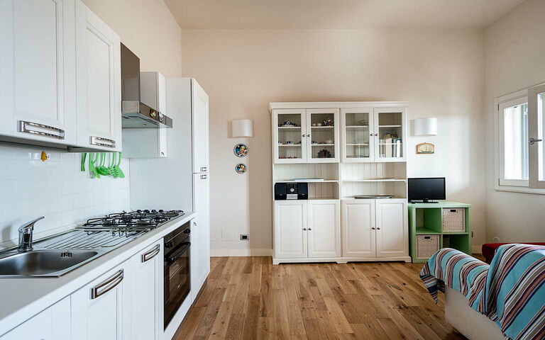 Logement Timone: Cuisine, Salle à manger, Salon