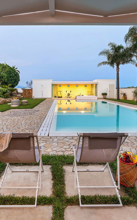 Villa Pietra Del Sole: bassin, Extérieur, Extérieurs