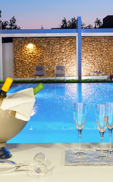 Villa Pietra Del Sole: bassin, Extérieur, Extérieurs