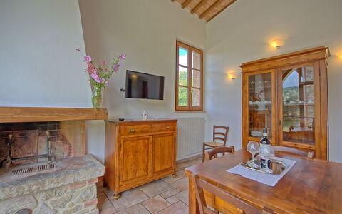 Logement Mulignone 3: Salle à manger, Salon