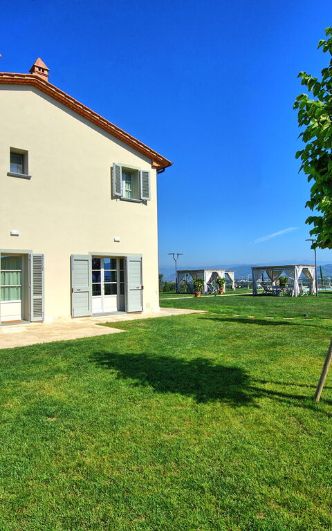 Il Sole Di Vino: Jardin