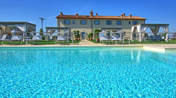 Il Sole di Vino: bassin, Été