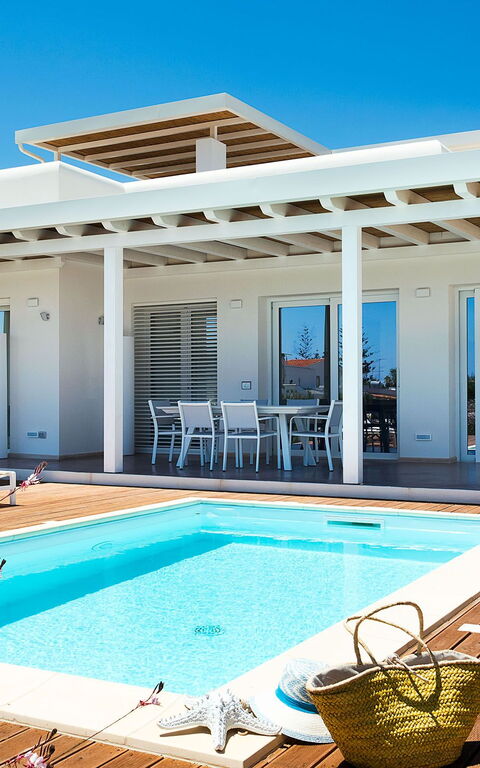 Villa San Lorenzo Palma: bassin, Extérieur