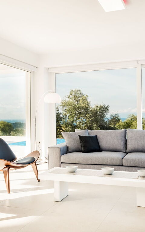 Villa Athena: Cuisine, Salle à manger, Salon