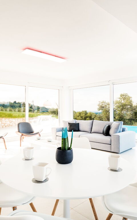 Villa Arete: Cuisine, Salle à manger, Salon