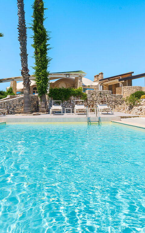 Villa Del Mito: bassin, Extérieur, Extérieurs