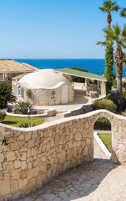 Villa Del Mito: bassin, Entrée principale, Extérieur, Extérieurs, Jardin, Vues