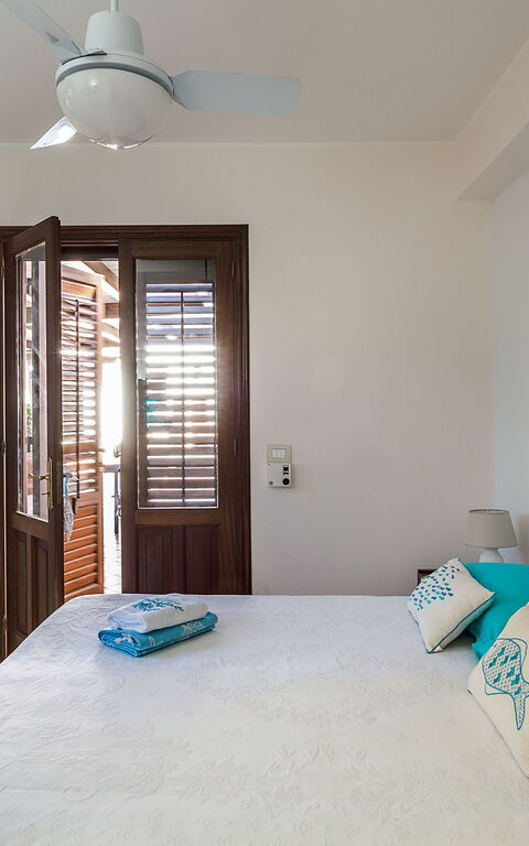 Villa Cala Mancina: chambre à coucher