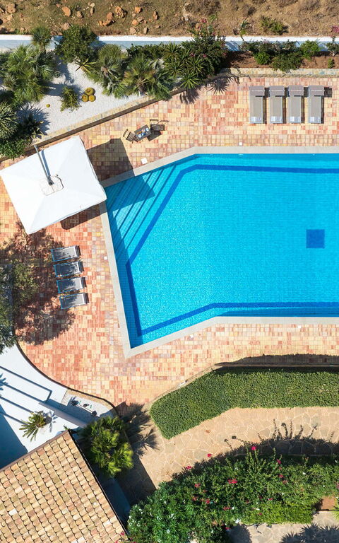 Villa Cala Mancina: bassin, Vues