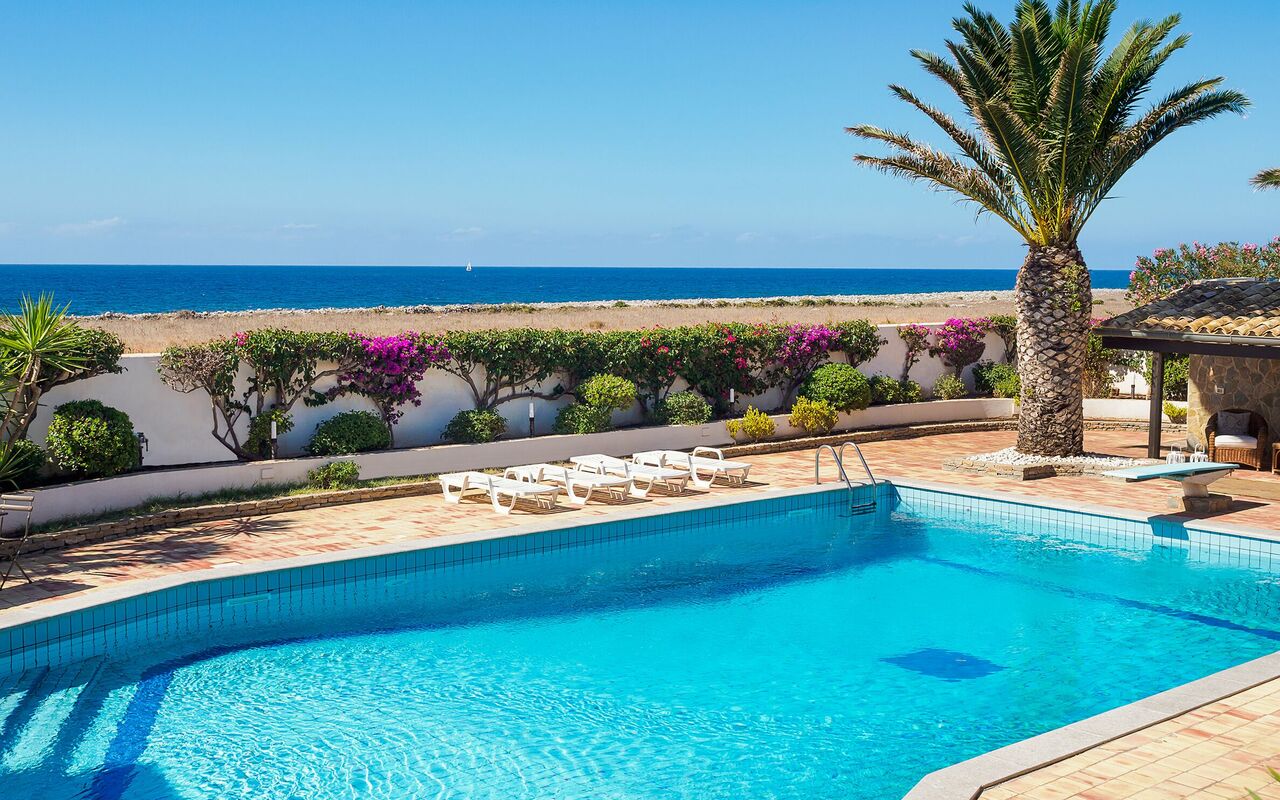 Villa Cala Mancina: bassin