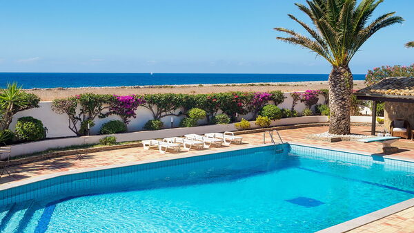 Villa Cala Mancina: bassin