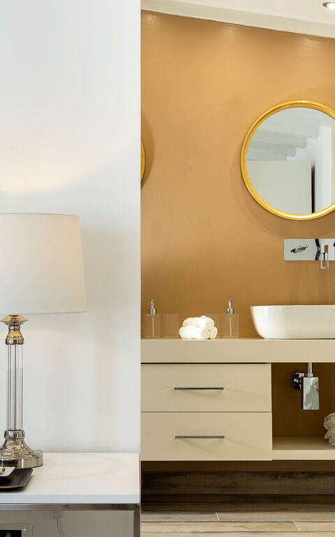 Villa Camemi: chambre à coucher, Salle de bain