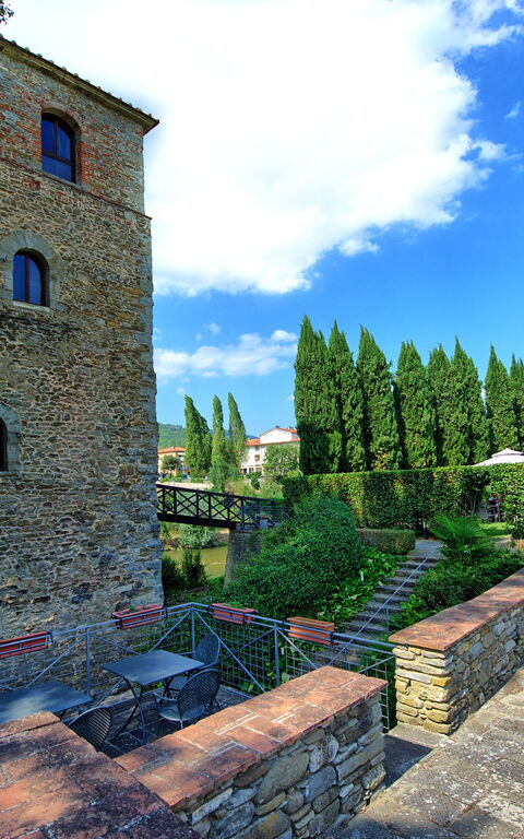 Santa Flora: Extérieur, Jardin