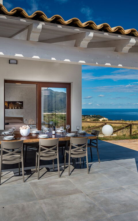 Villa Livreri: Balcon / Terrasse / Patio, Extérieur